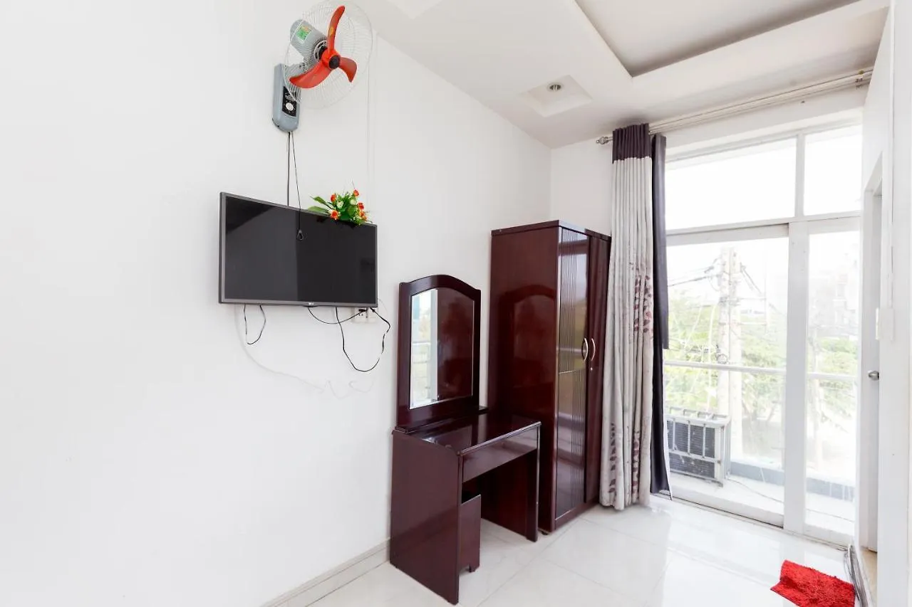 Oyo 1037 Bao Chau Hotel Ho Chi Minh City 2*,
